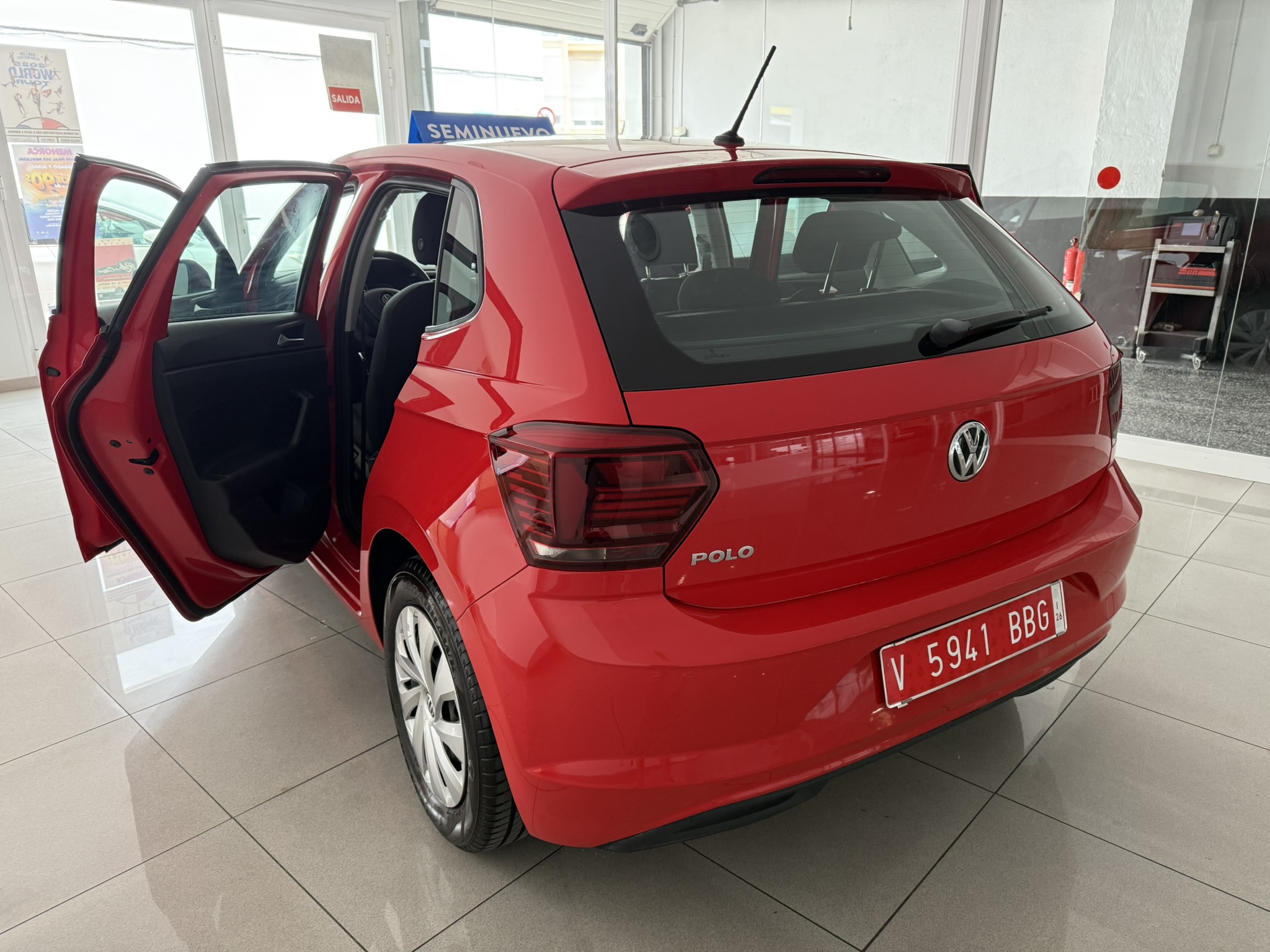 VOLKSWAGEN